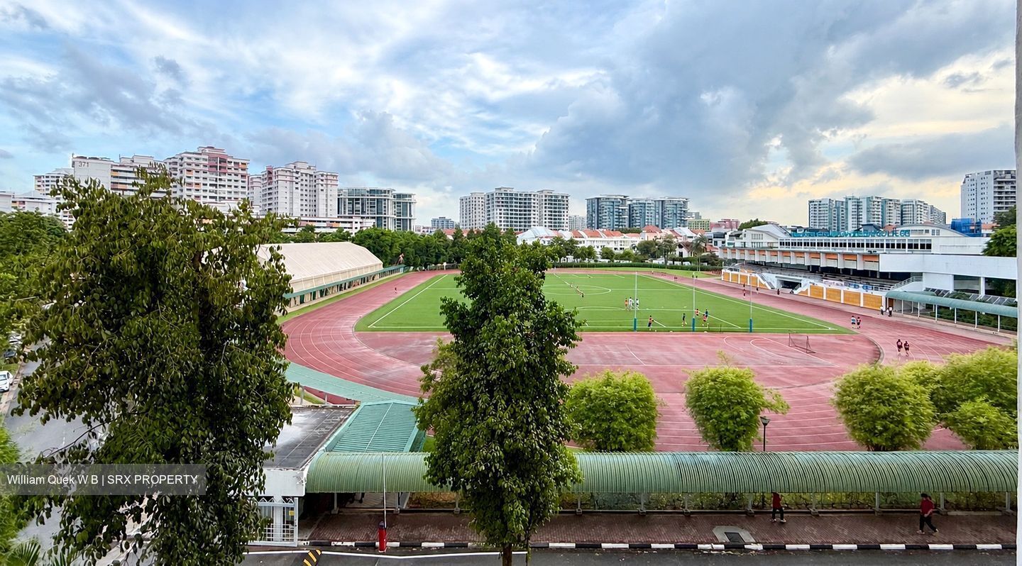 Blk 705 Hougang Avenue 2 (Hougang), HDB Executive #625678551